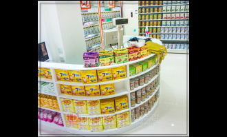 母婴超市货架的安全与便捷布局图