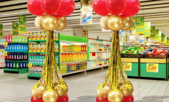 如何用汽球装饰超市场景
