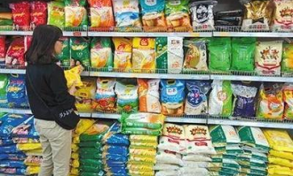 超市的大米为什么发亮呢