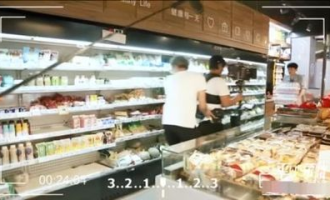 小白哥的超市叫什么