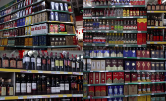 超市柜台白酒如何摆放